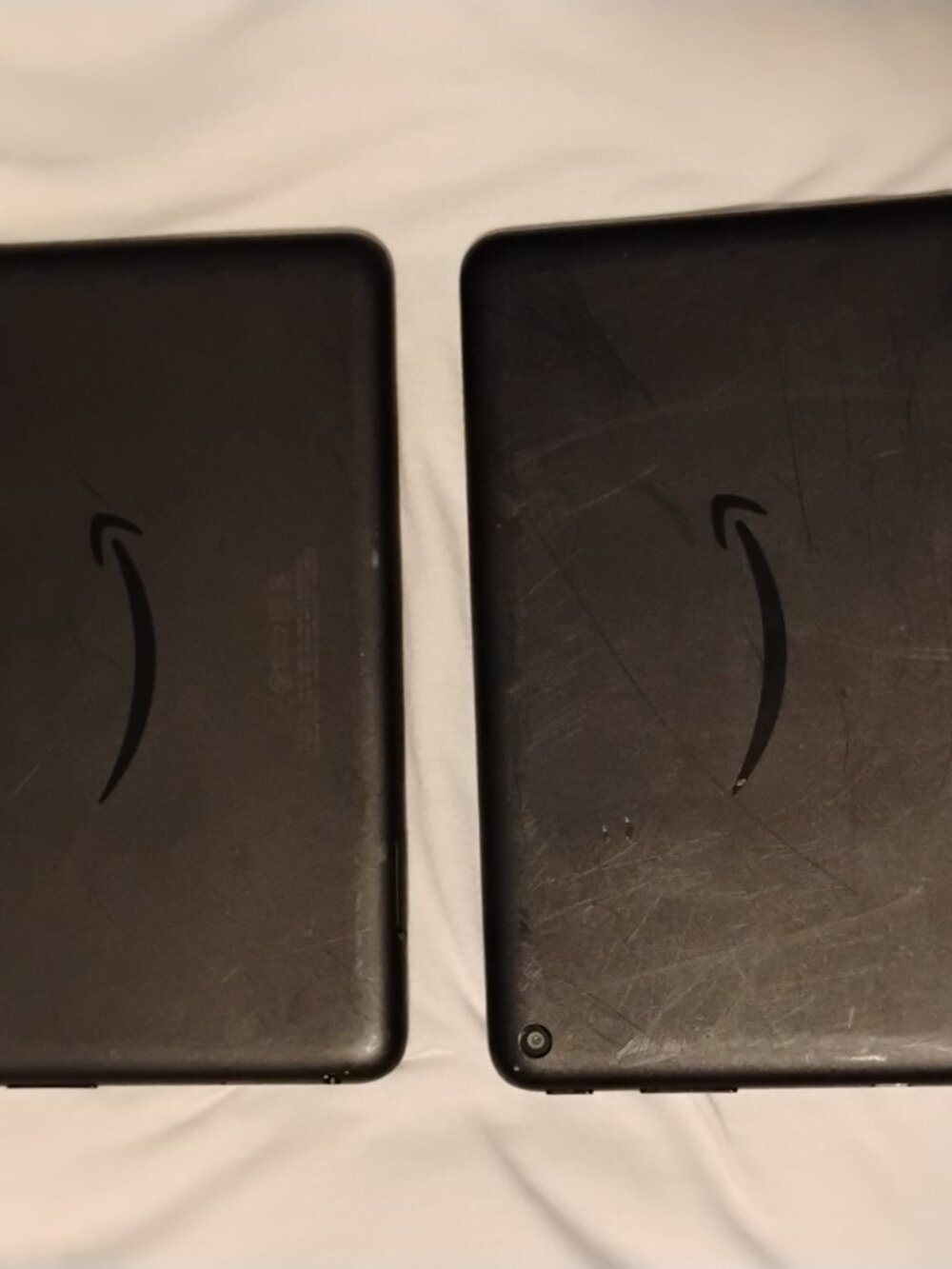 Two Amazon Fire Tablet's 7 (12 Generation 2022) - Picture 5 of 5